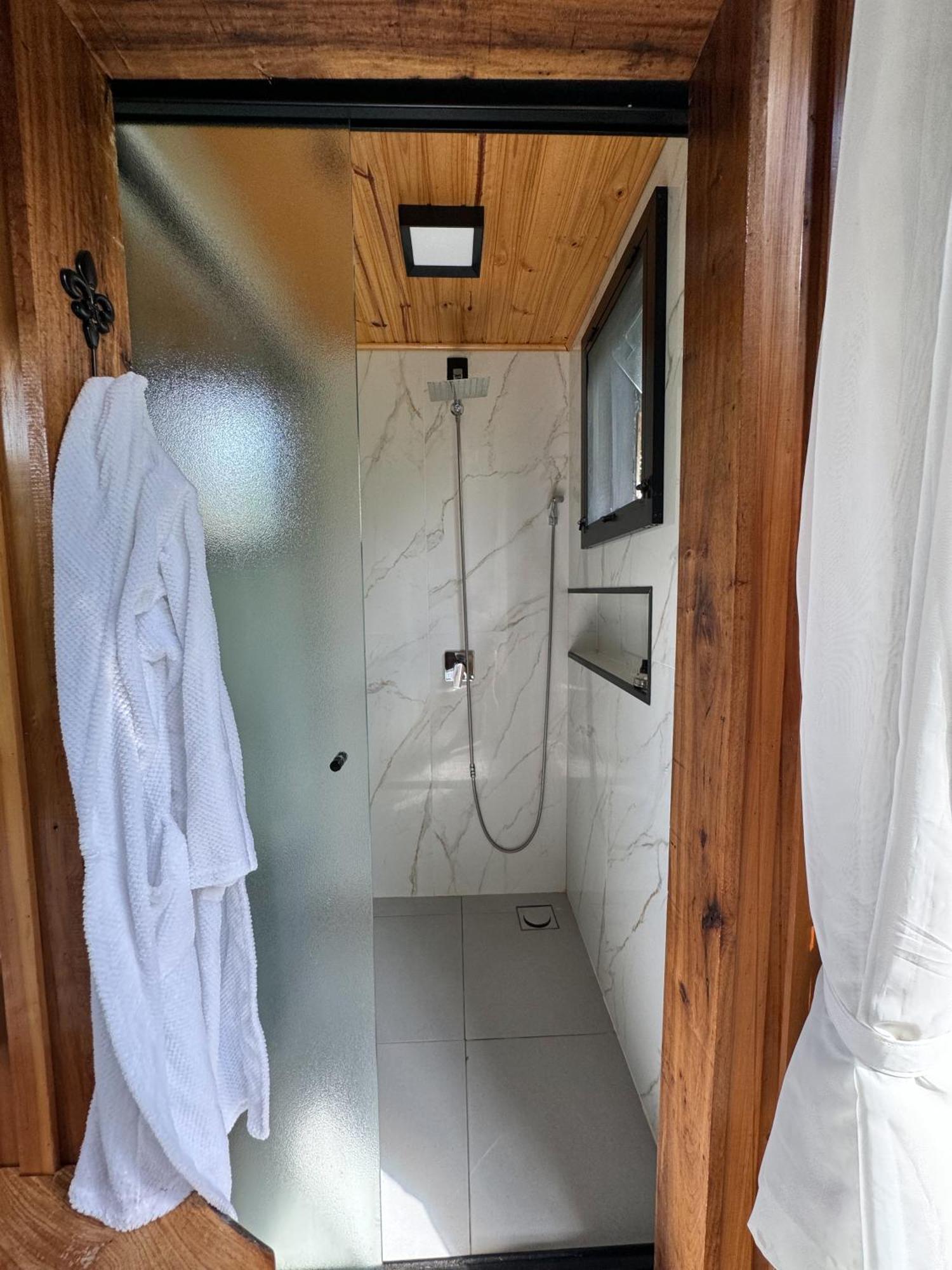 Cabana Gala Unica Exclusiva No Vale Das Macieiras Урубиси Экстерьер фото